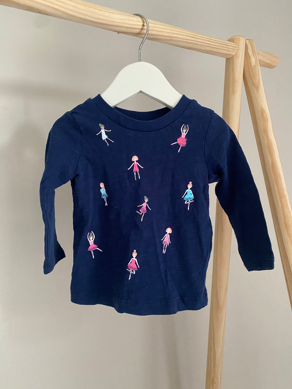 CARTERS Long Sleeve (6 Months)