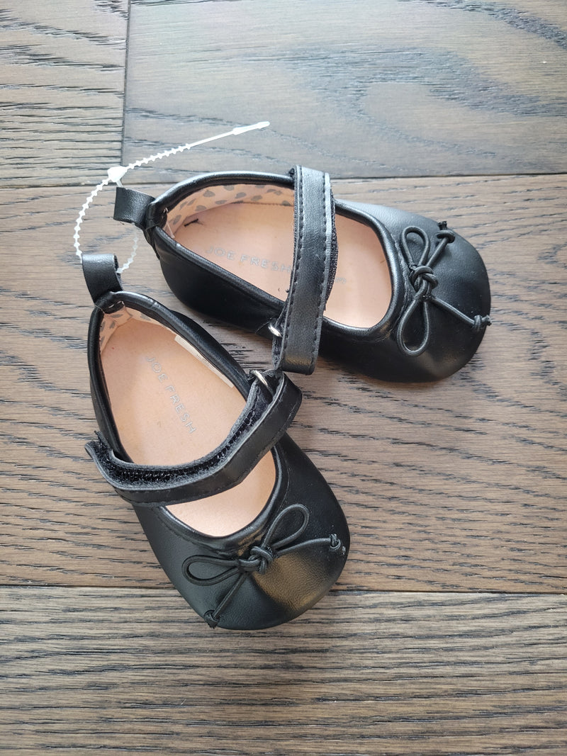 JOE FRESH Ballet Flats (Size 3)
