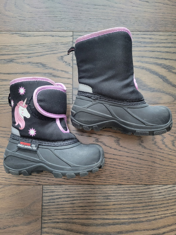 Winter Boots  (Size 7)