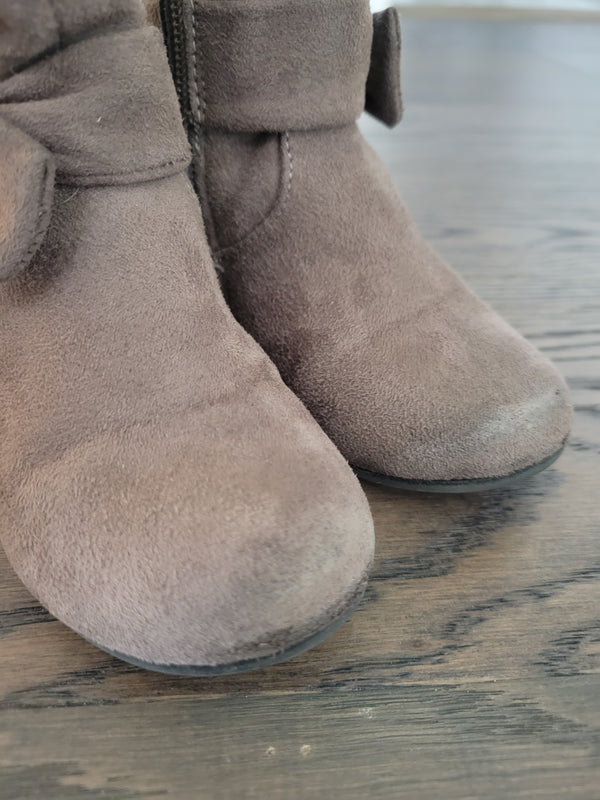 JOE FRESH Dress Boots(Size 6)