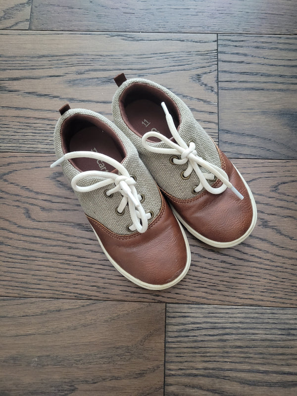 CARTERS Shoes (Size 11)