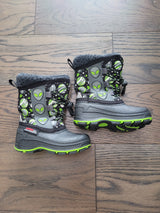 Winter Boots (Size 7)