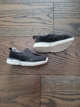 MEMORY FOAM Shoes (Size 5)