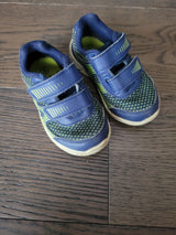 ATHLETIC WORKS Shoes (Size 5)