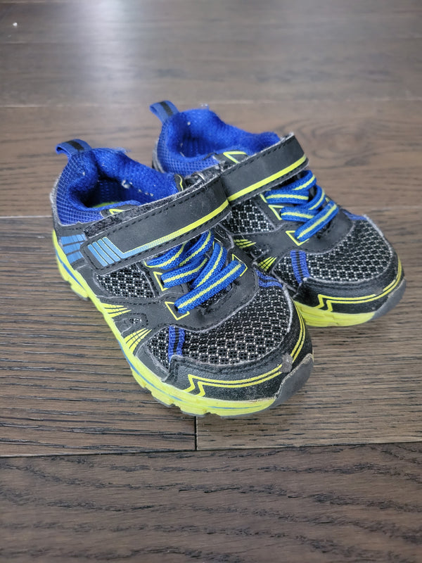 MEMORY FOAM Shoes (Size 6)