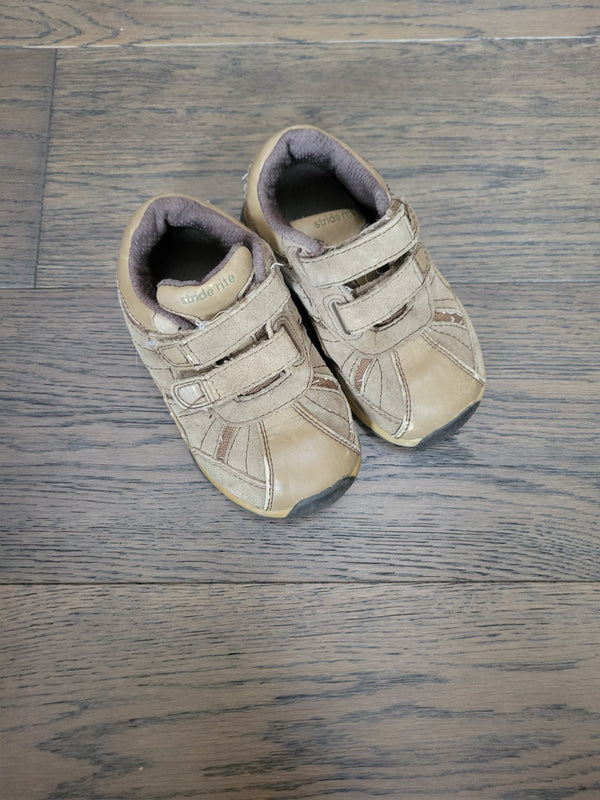STRIDE RITE Shoes (Size 7.5)
