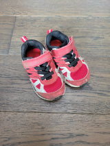 ATHLETIC WORKS Shoess (Size 6)