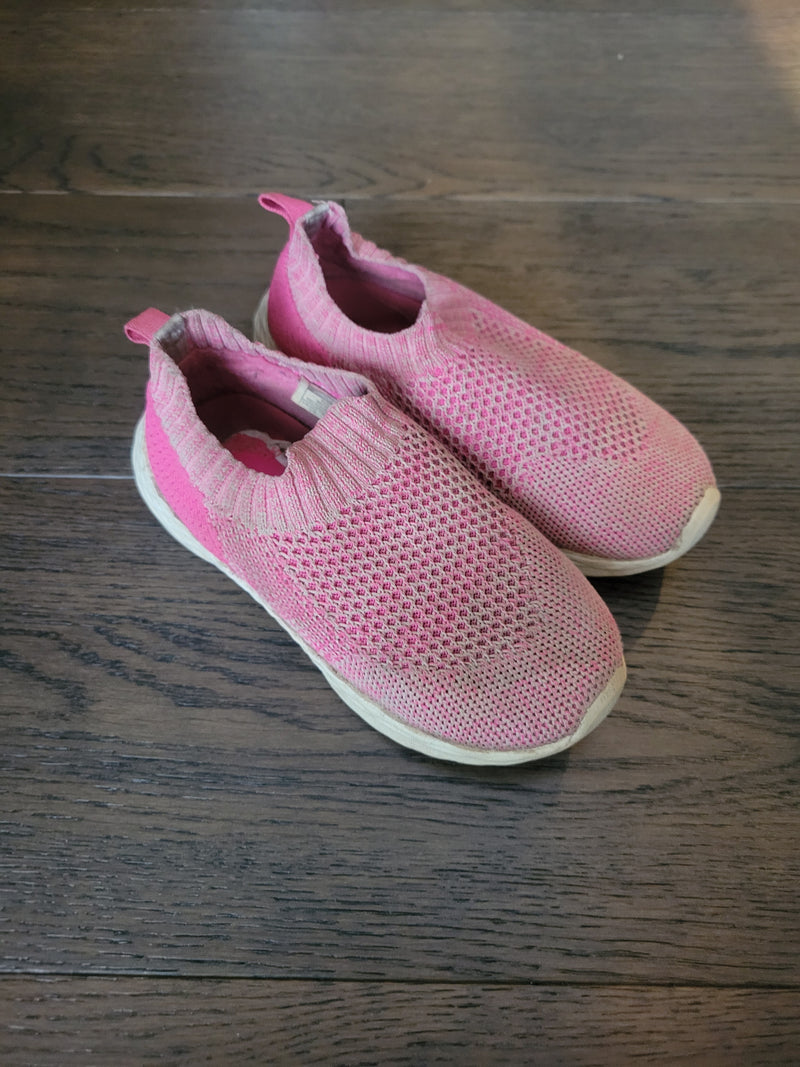 CARTERS Shoes (Size 8)