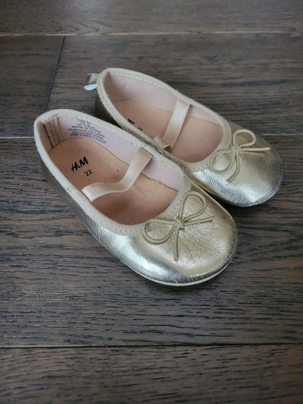 H&M Flats (Approx Size 7)