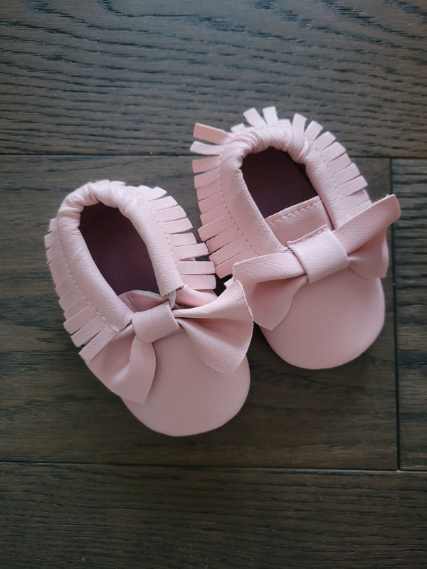MIYUEBB Shoes (Approx Size 6-12 Months)