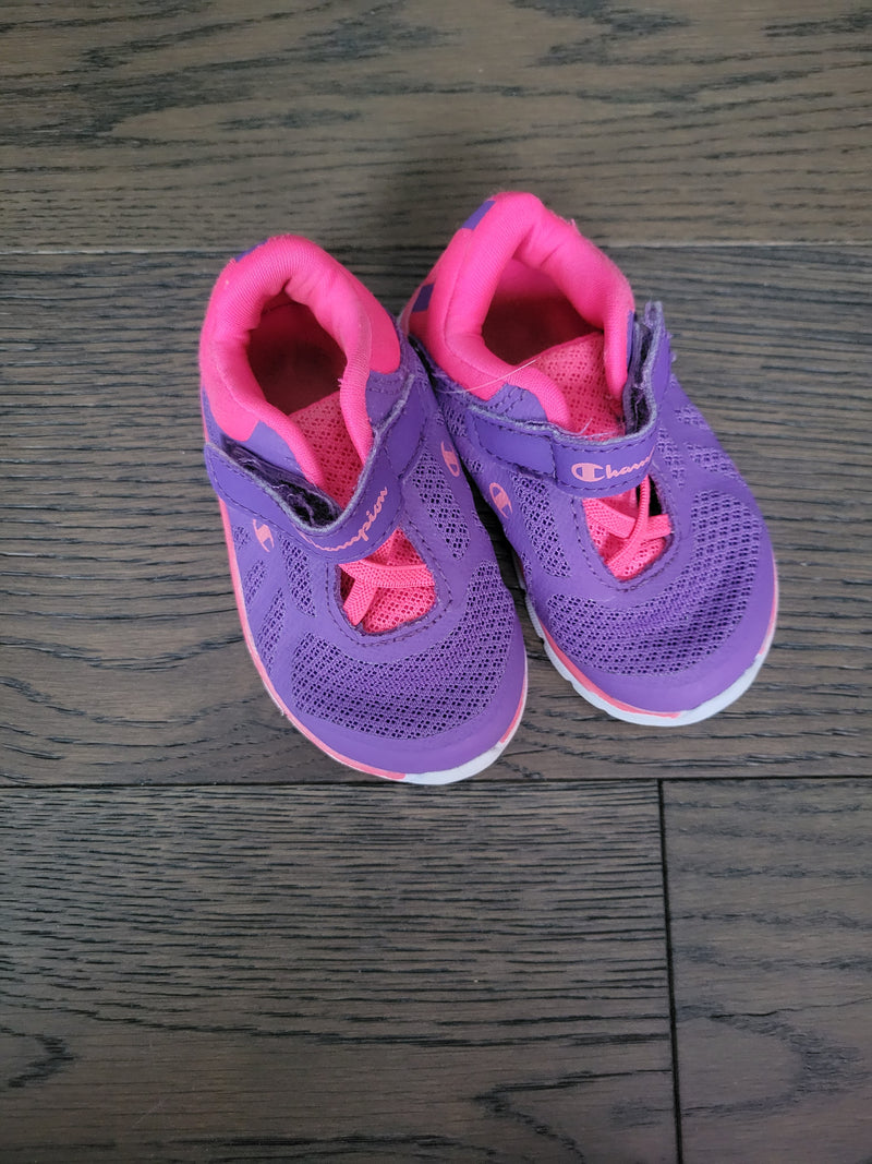 CHAMPIONS Shoes (Size 4)