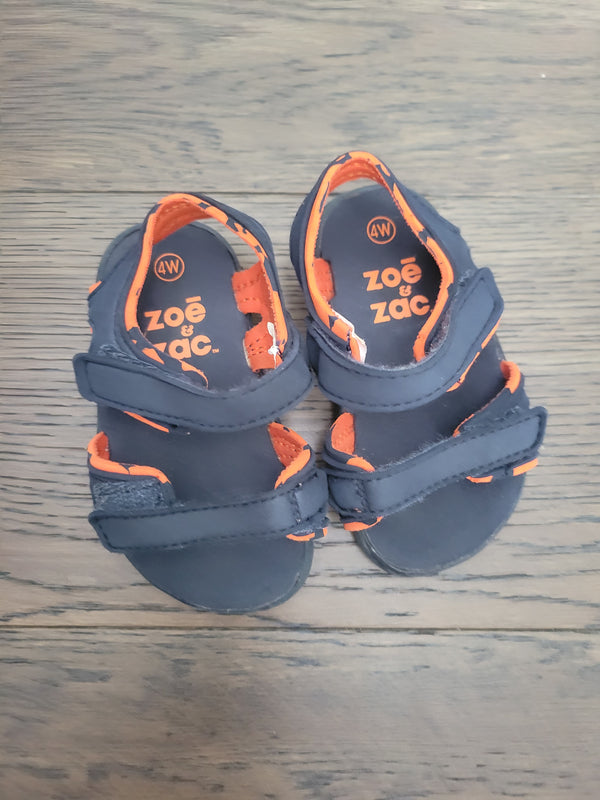 ZOE AND ZAC Sandals (Size 4)