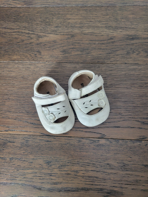SEE KAI RUN Shoes (Size 0-6 Months)