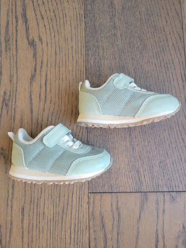 H&M Shoes (Size 3.5)