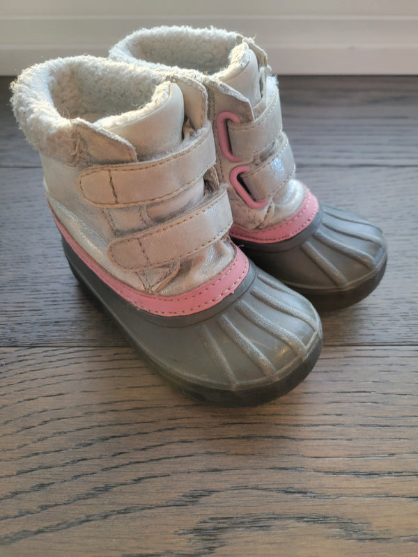GYMBOREE Winter Boots (Size 4 )