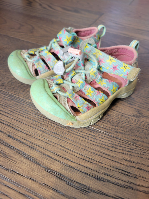 KEEN Sandals (Approx Size 7)