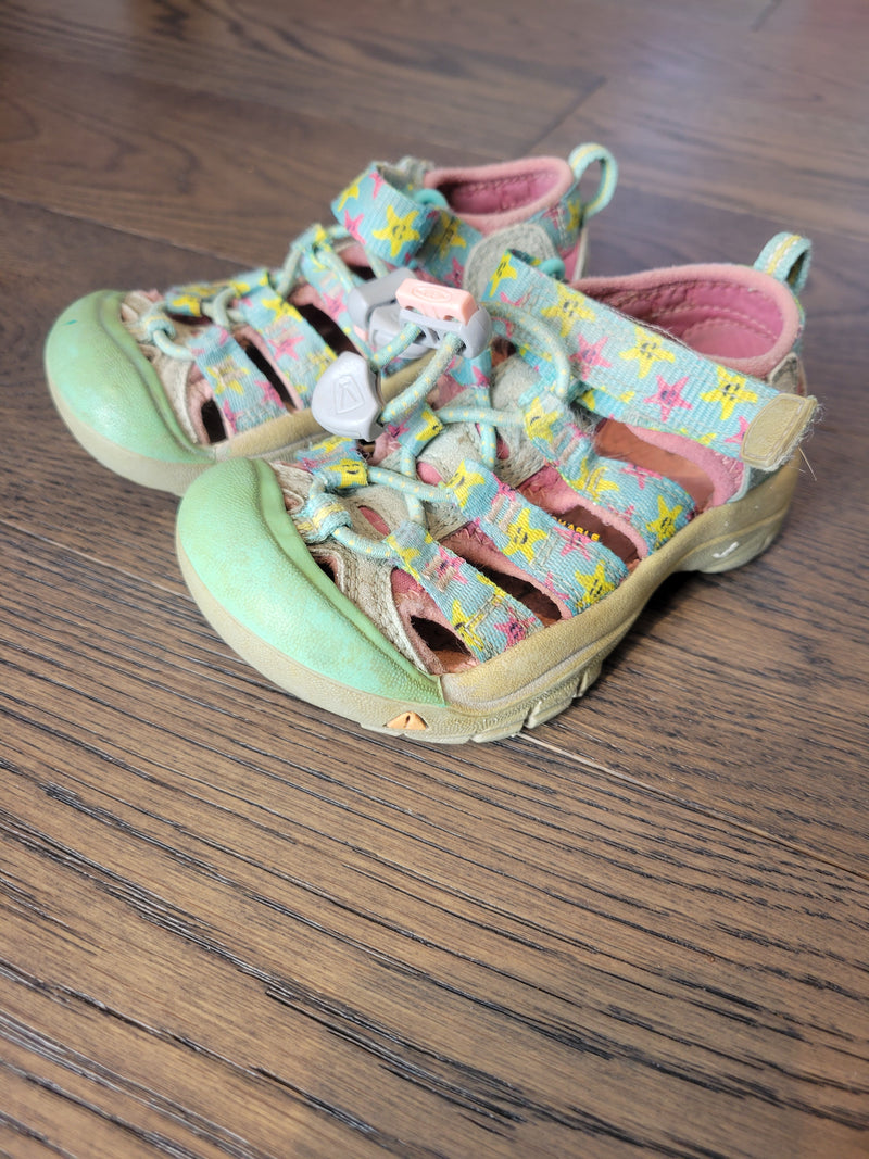 KEEN Sandals (Approx Size 7)