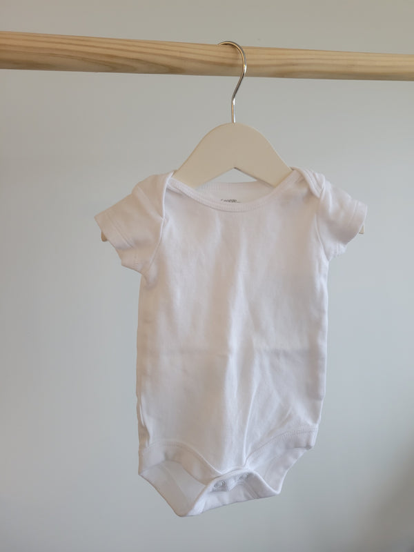 GEORGE Onesie(newborn)