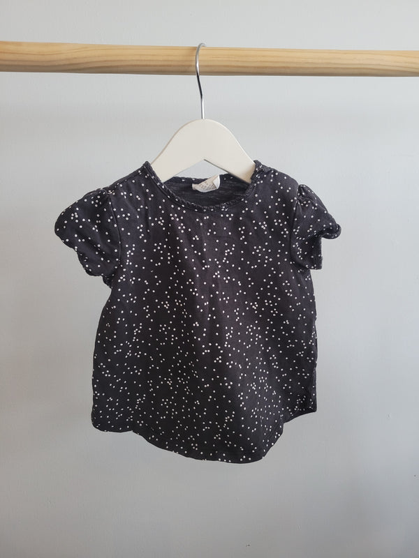 H&M T- Shirt (6-9 Months)
