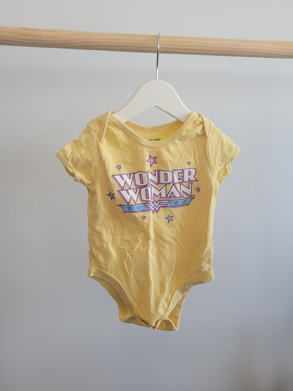 OLD NAVY Onesie (6-12 Months)