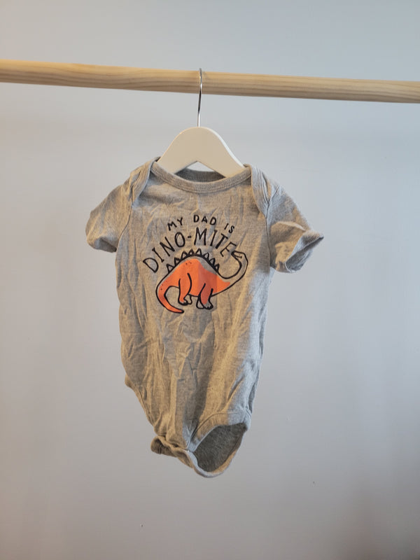 GAP Onesie (6-12 Months)