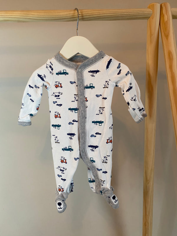 CARTERS Sleeper (Preemie)