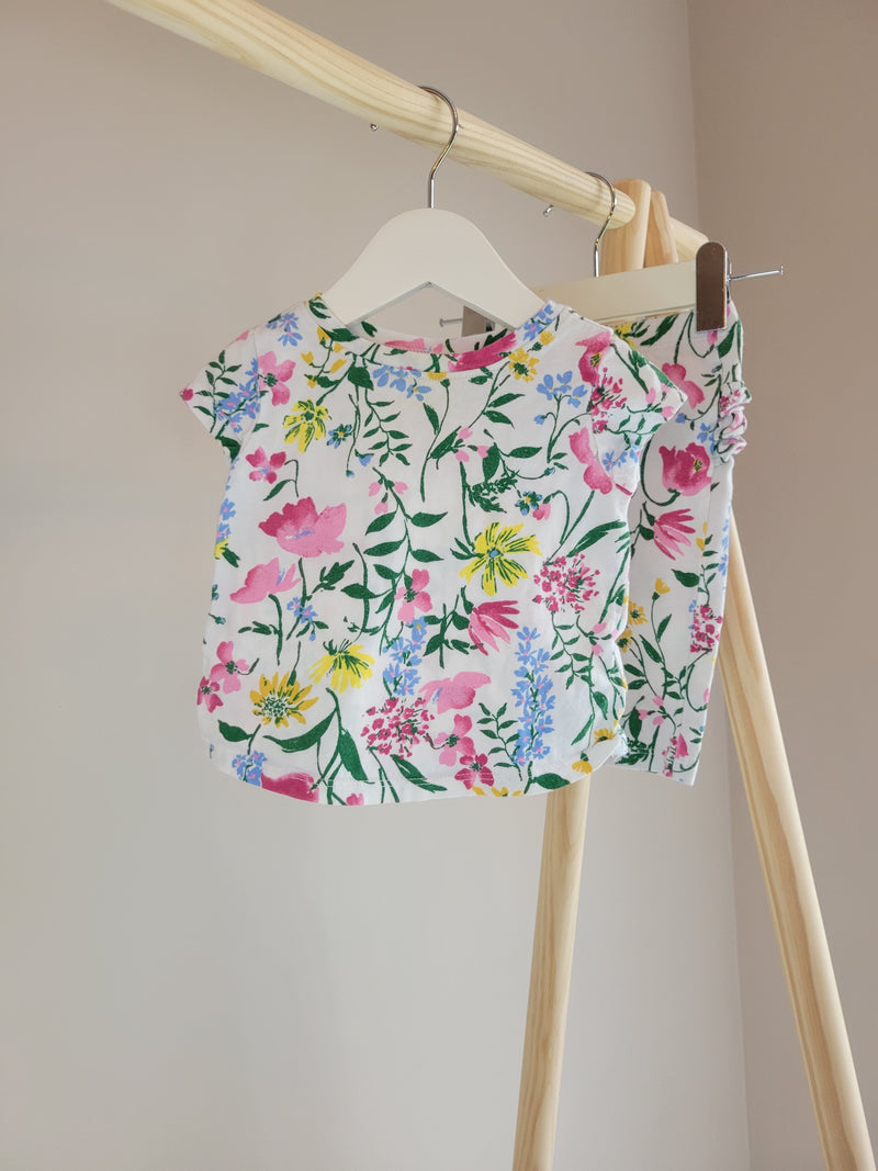 OLD NAVY Floral Outfit