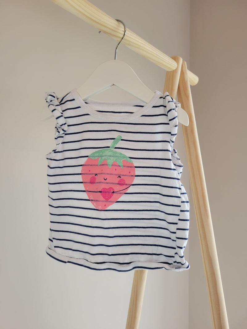 CARTERS Outfit (9 Months)