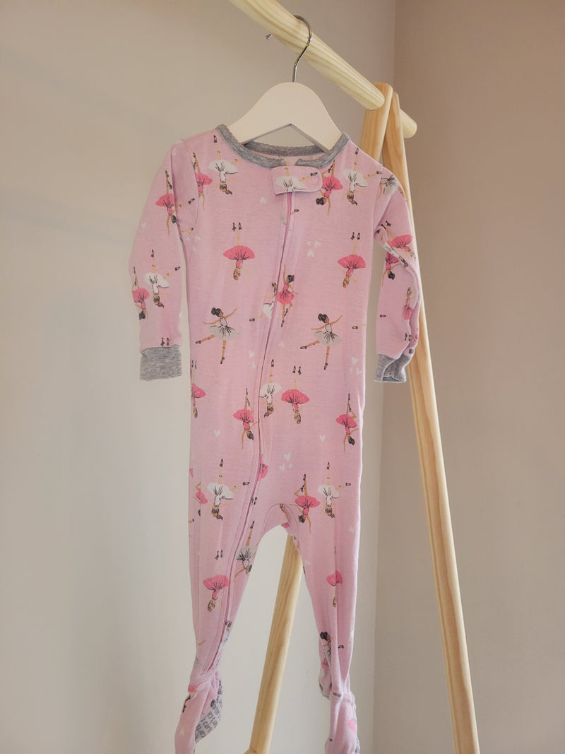 CARTERS Sleeper (9 Months)