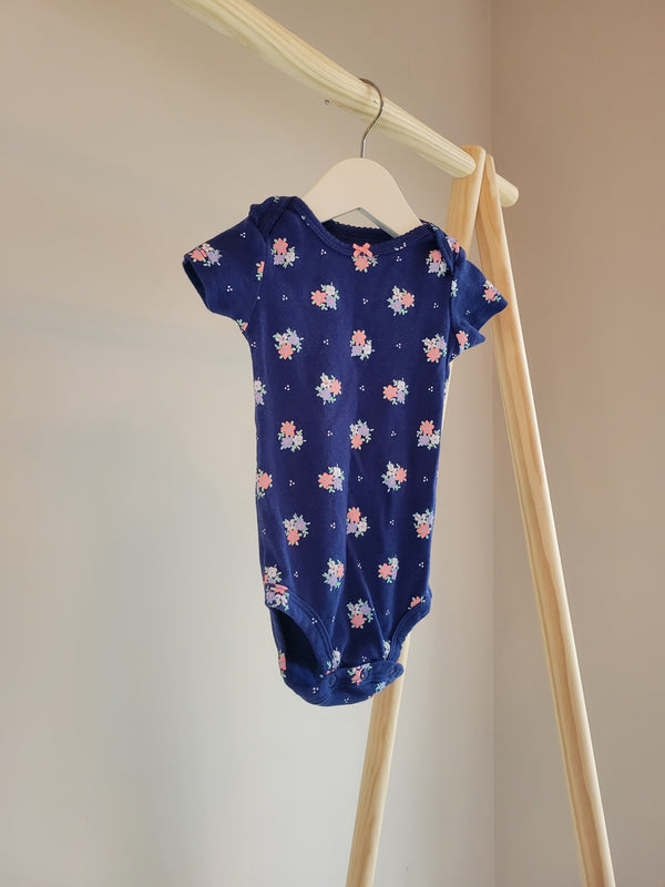 CARTERS Onesie (9 Months)