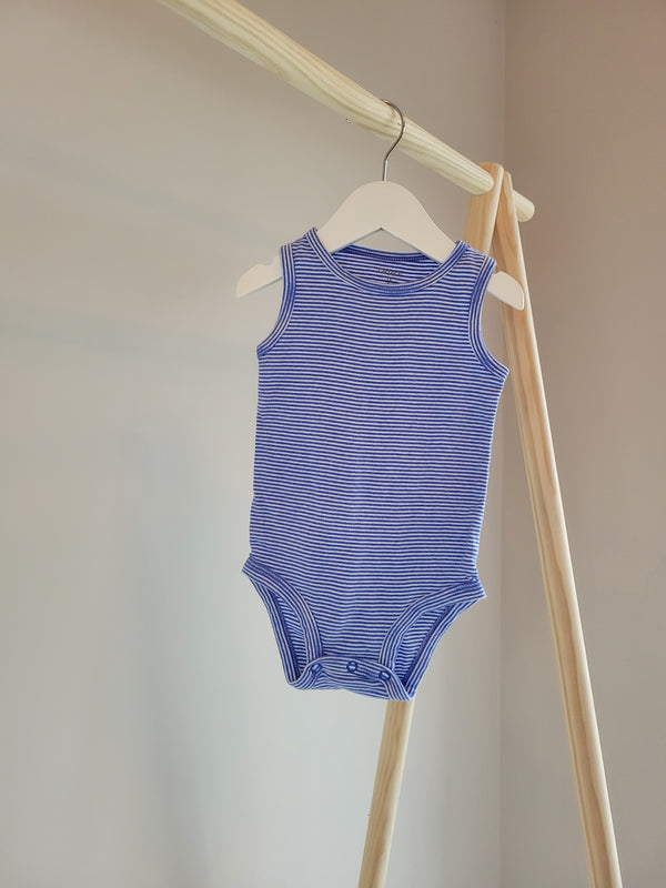 CARTERS Onesie (9 Months)