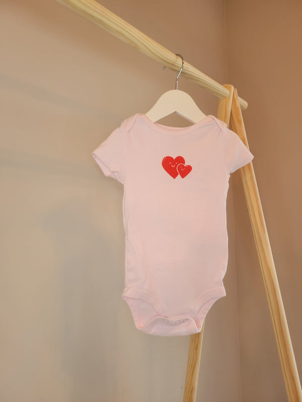 JOE FRESH Onesie Set (6-9 Months)
