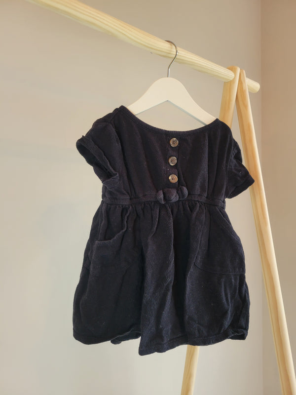 OLD NAVY Black Dress (12-18 Months)