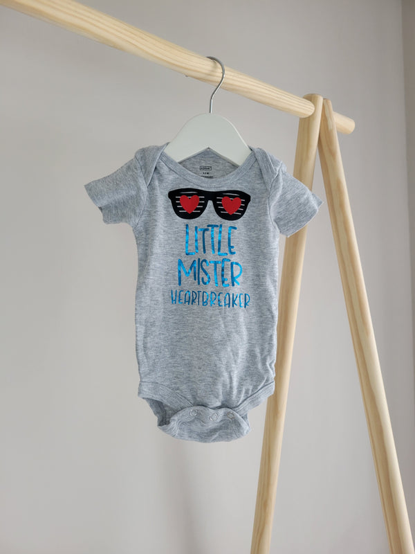 ART MINDS Onesie (3-6 Months)