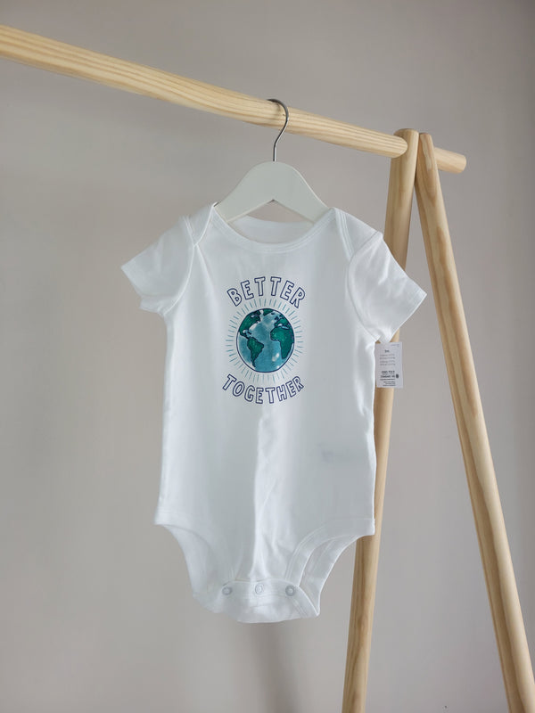 CARTERS Onesie (9 Months)
