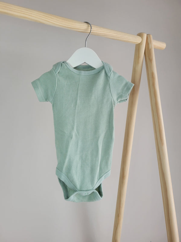 CHICKPEA Onesie (6-9 Months)