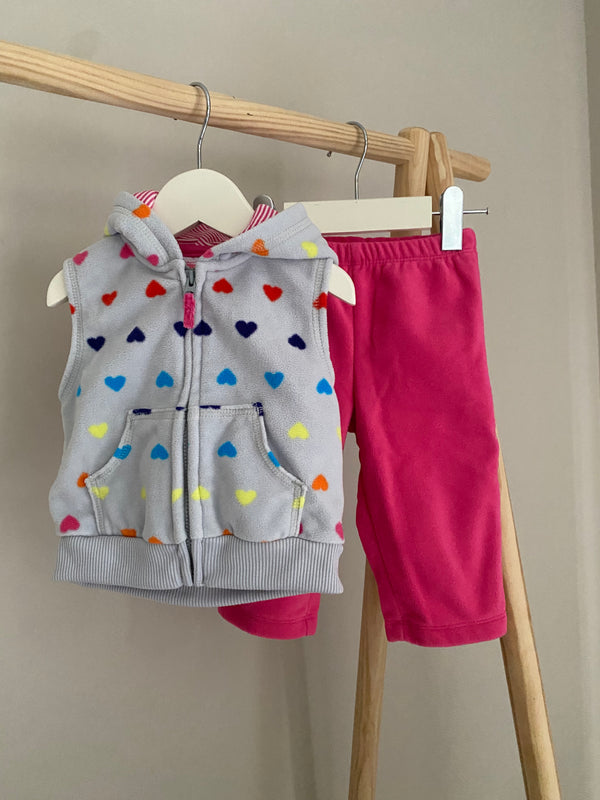CARTERS Outfit (6 Months)