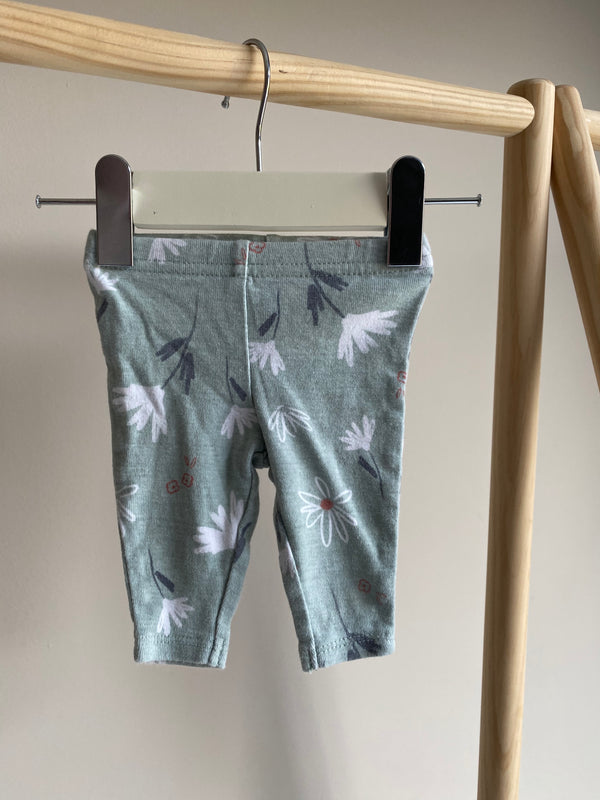 CARTERS Pants (newborn)