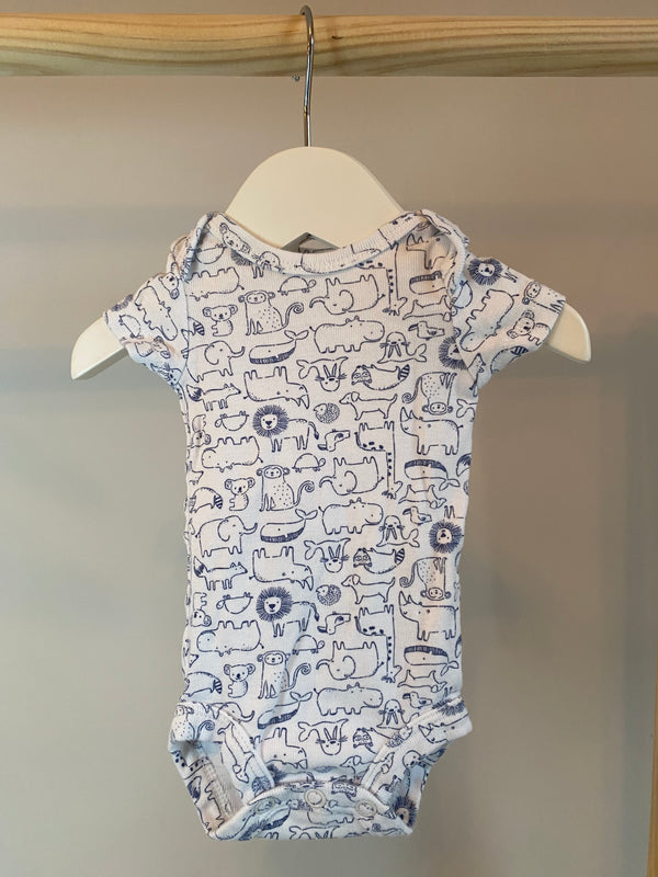 CARTERS T-Shirt Onesie (Preemie)