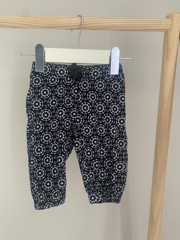 OLD NAVY Pants (0-3 Months)