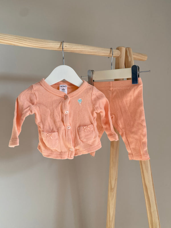 CARTERS Outfit (newborn)