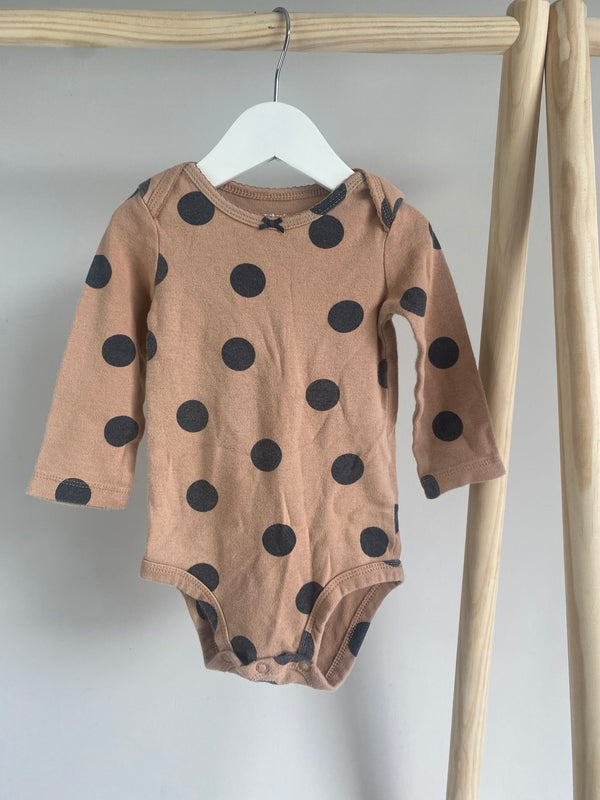 CARTERS Long Sleeve (9 Months)