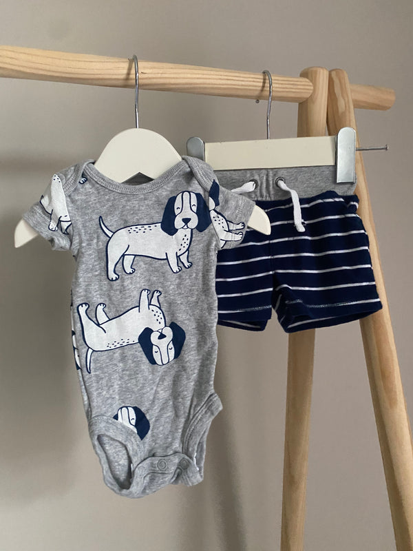 CARTERS Outfit (Newborn)