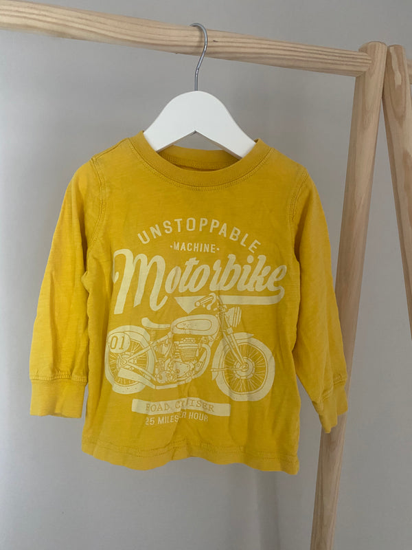 CARTERS Long Sleeve (12 Months)