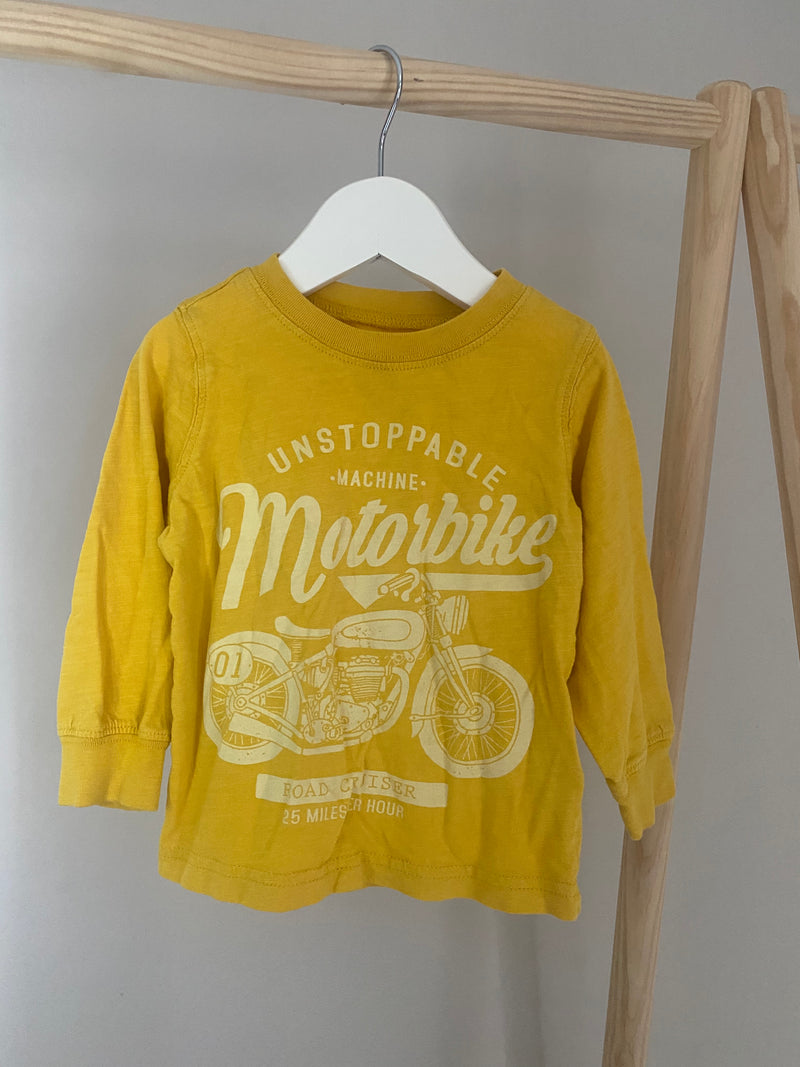 CARTERS Long Sleeve (12 Months)
