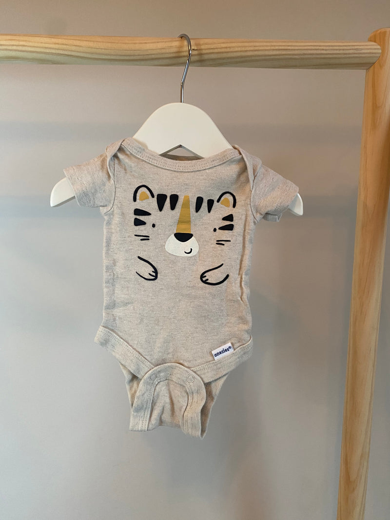 ONESIES T-Shirt Onesie Set (Preemie)