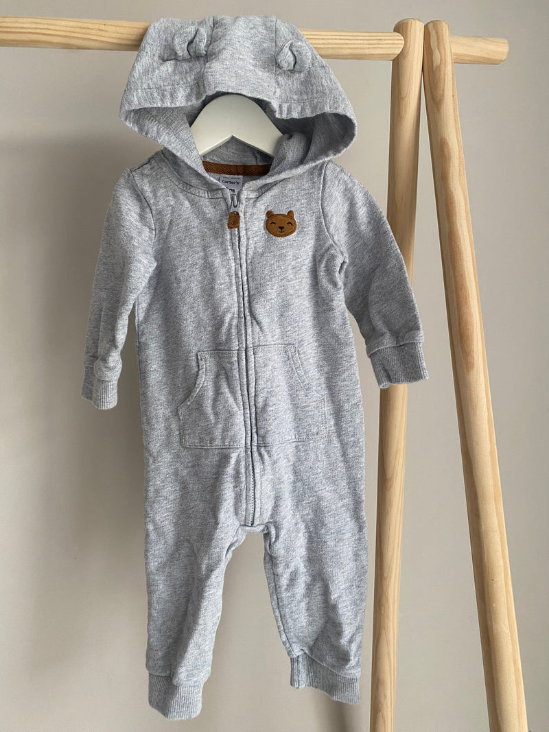 CARTERS ONE PIECE OUTFIT (9 Months)