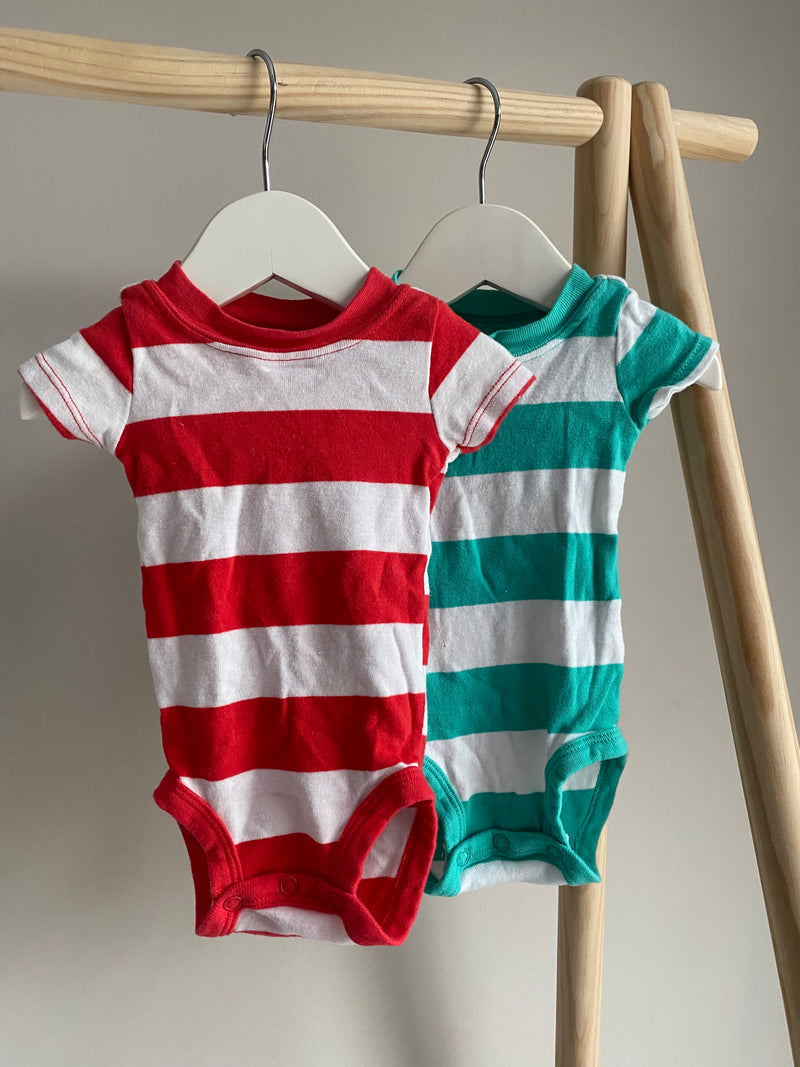 CARTERS T-Shirt Onesies (Newborn)