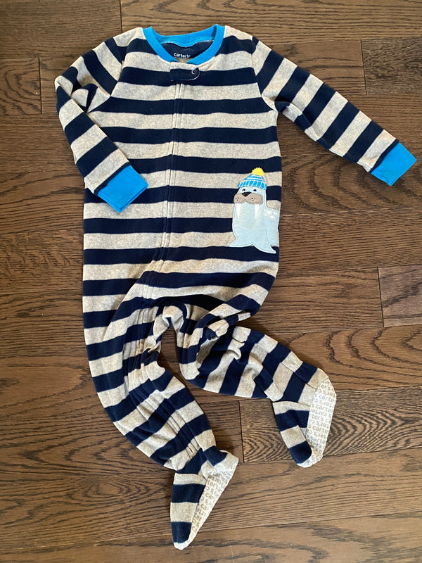 CARTERS PAJAMAS (2T)