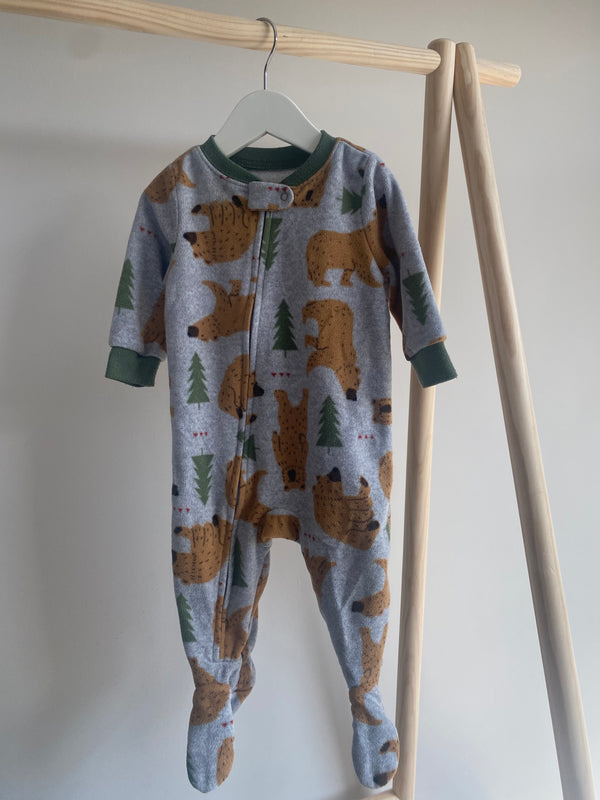 CARTERS Sleeper (6 Months)